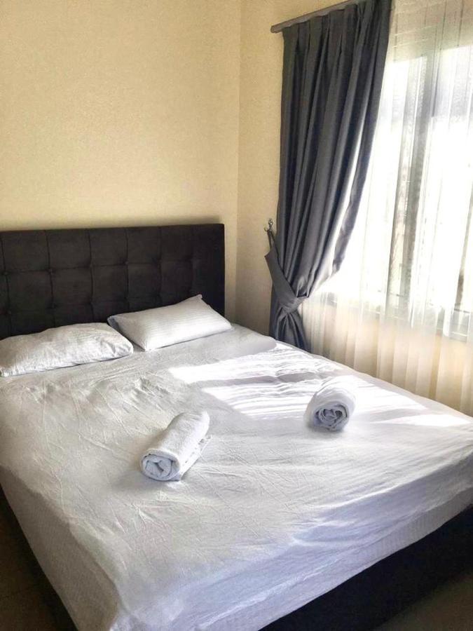 Luxury Two-Bedroom Apartment In Amazing Place Lukomorye C4 Karavas  Exterior foto