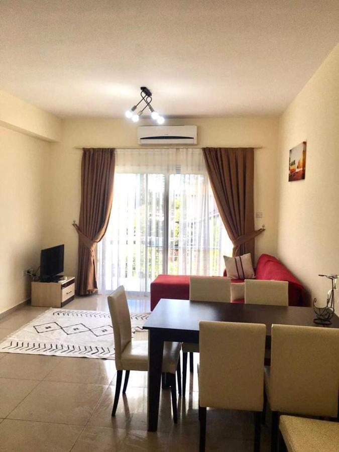 Luxury Two-Bedroom Apartment In Amazing Place Lukomorye C4 Karavas  Exterior foto
